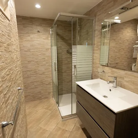 Apartment Cinquecento17 *
